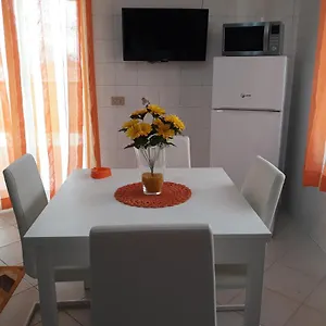  Apartment Casaliuccia Italien