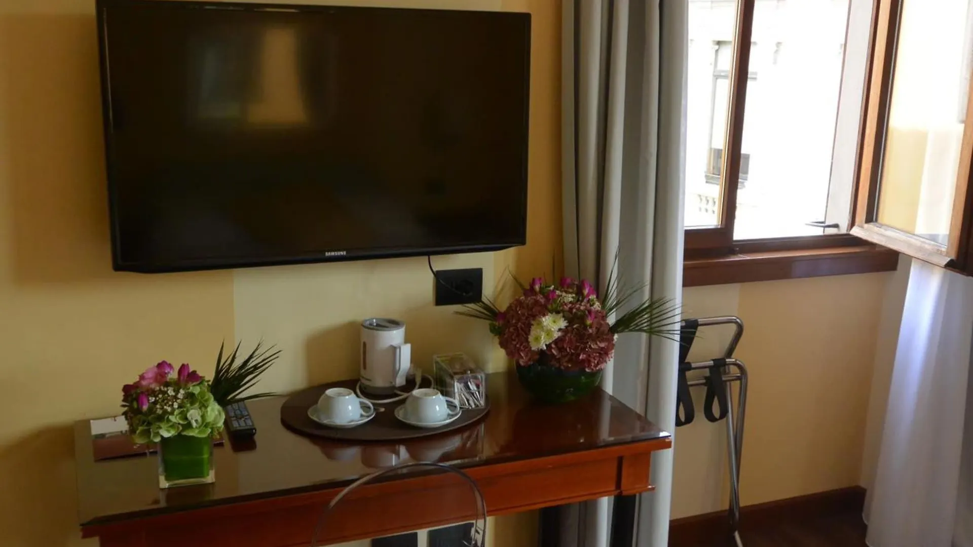 Hotel Gran Duca Di York Milan 3*,